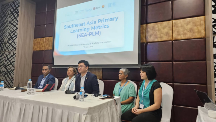 Her Excellency Ms Dulce De Jesus Soares, Minister of Education, Youth, and Sport (2nd left) attending the training of Test Administrators and School Coordinators for the Field Trial in Timor-Leste