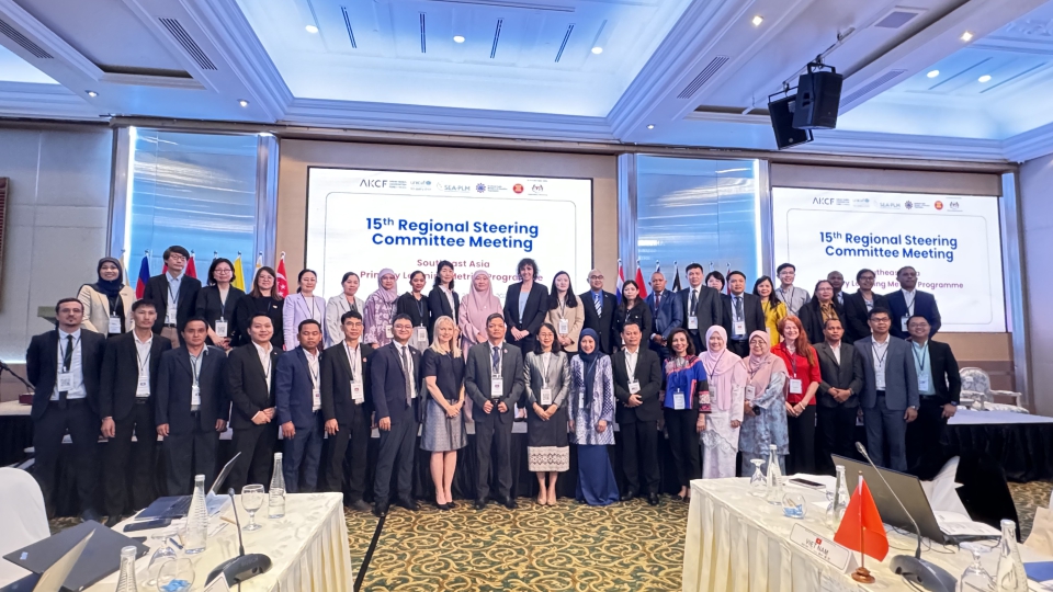Group photo of SEA-PLM core members, honorary members, and partners during the 15th SEA-PLM Regional Steering Committee Meeting in Malacca